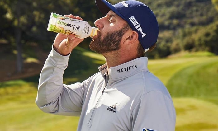 golf-stress-relief-dustin-johnson